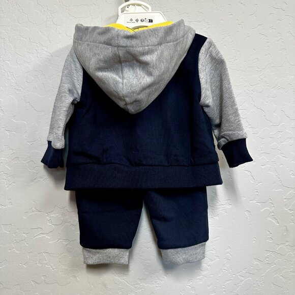 GUESS 2 PC Active Set , Active Hoodie and pants NWT 0-3 Months - Picture 4 of 6
